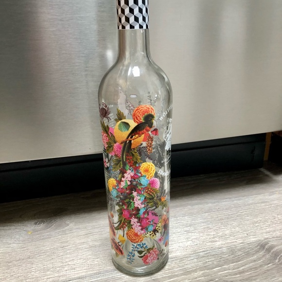 Wolffer Estate Empty Wine Bottle - Picture 4 of 8